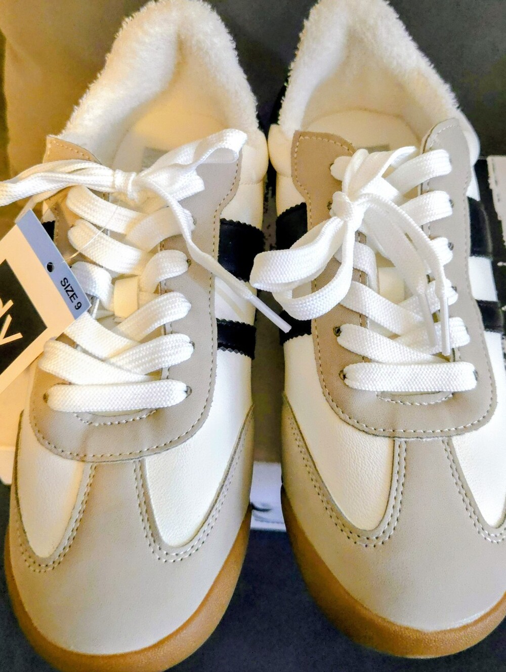 NWT DV by Dolce Vita Revie Sneakers in White/Black, Faux Shearling/Fur Lined